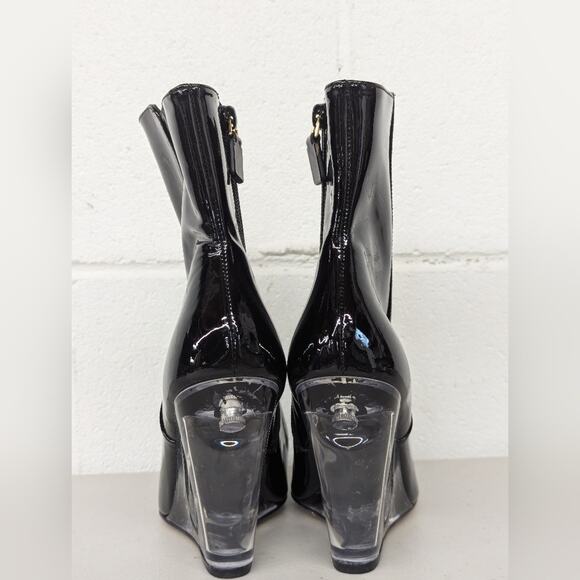 new 5.5 Stuart Weitzman Lucite 105mm Ankle Boots - Black pointed toe clear heel - Picture 3 of 12